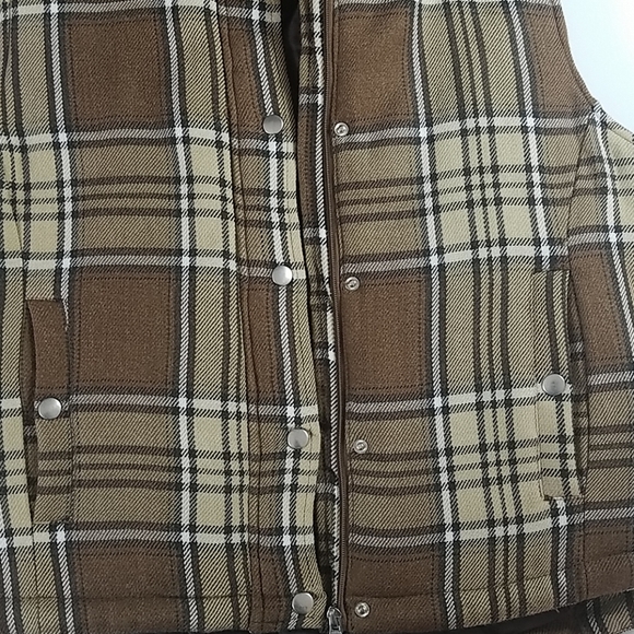 KC Collection, Tan/creme plaid vest, With Fur Hood, Size XL - Picture 5 of 8